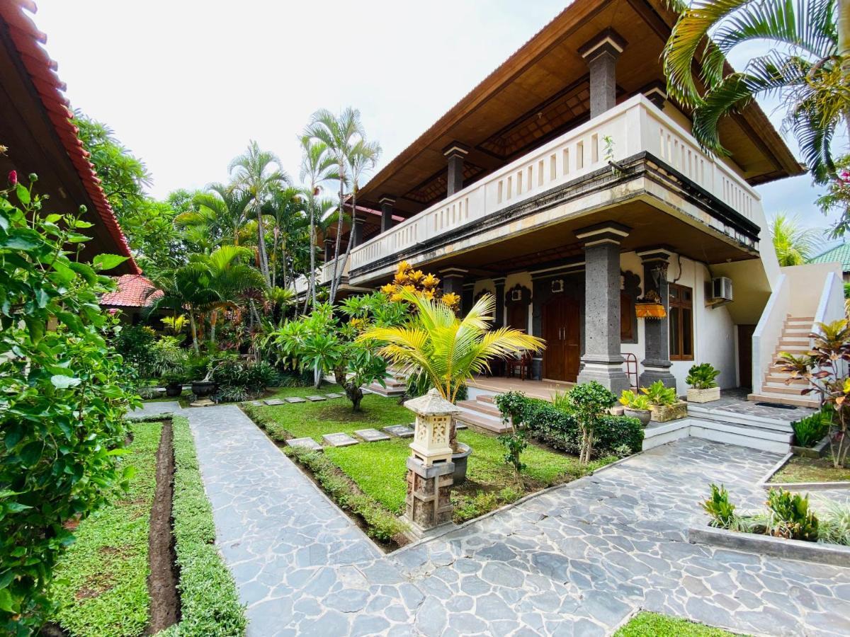 Kusnadi Hotel Legian  Exterior photo